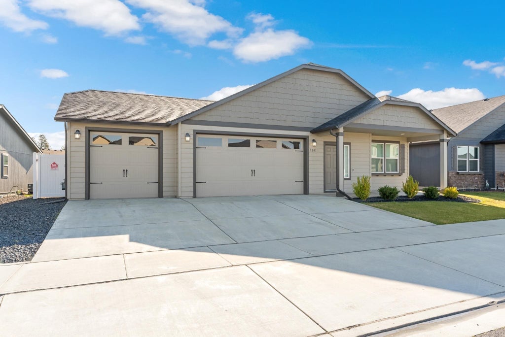Photo of 1101 S Pillar Rock Dr, Spokane, WA 99224 (MLS # 202623485)