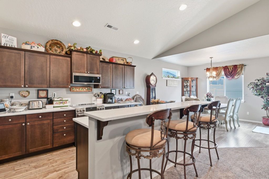 Photo of 7312 E 13th Ct, Spokane Valley, WA 99212 (MLS # 202525557)