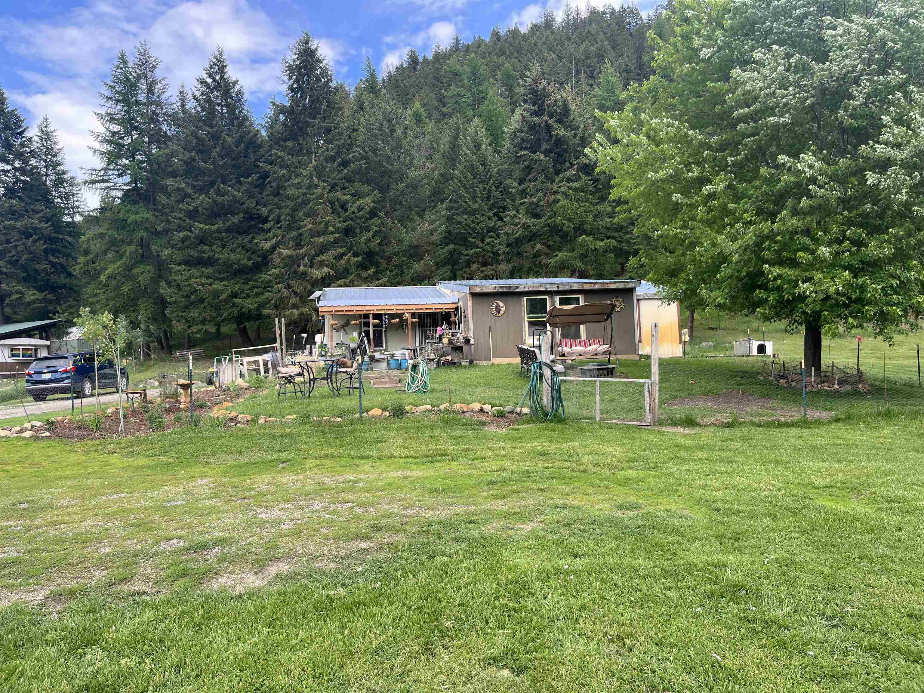 Photo 1 of 30 of 1037 Haller Creek Rd mobile home