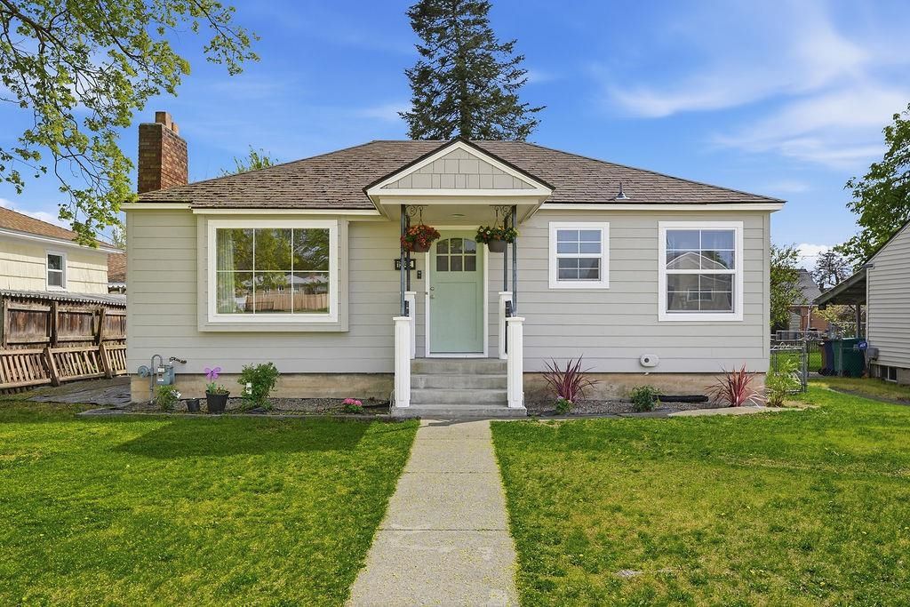 Photo of 1524 E Glass Ave, Spokane, WA 99207 (MLS # 202615959)