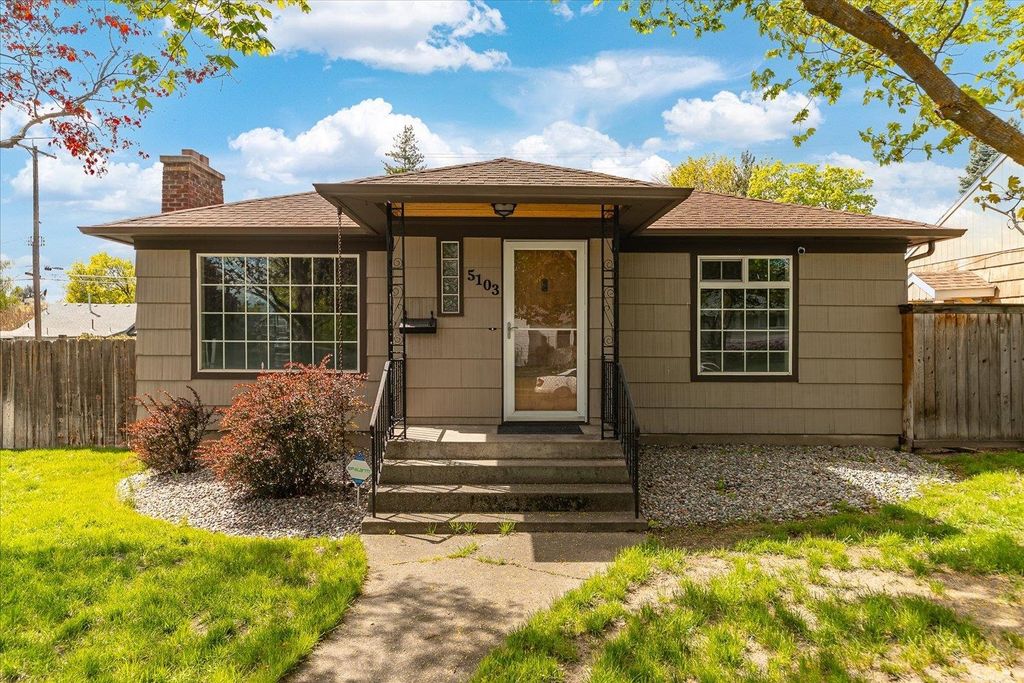 Photo of 5103 N Post St, Spokane, WA 99205 (MLS # 202616311)