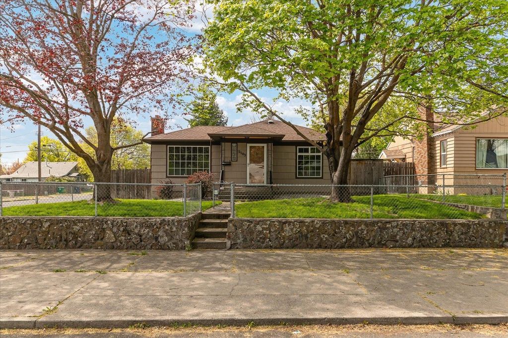 Photo of 5103 N Post St, Spokane, WA 99205 (MLS # 202616311)