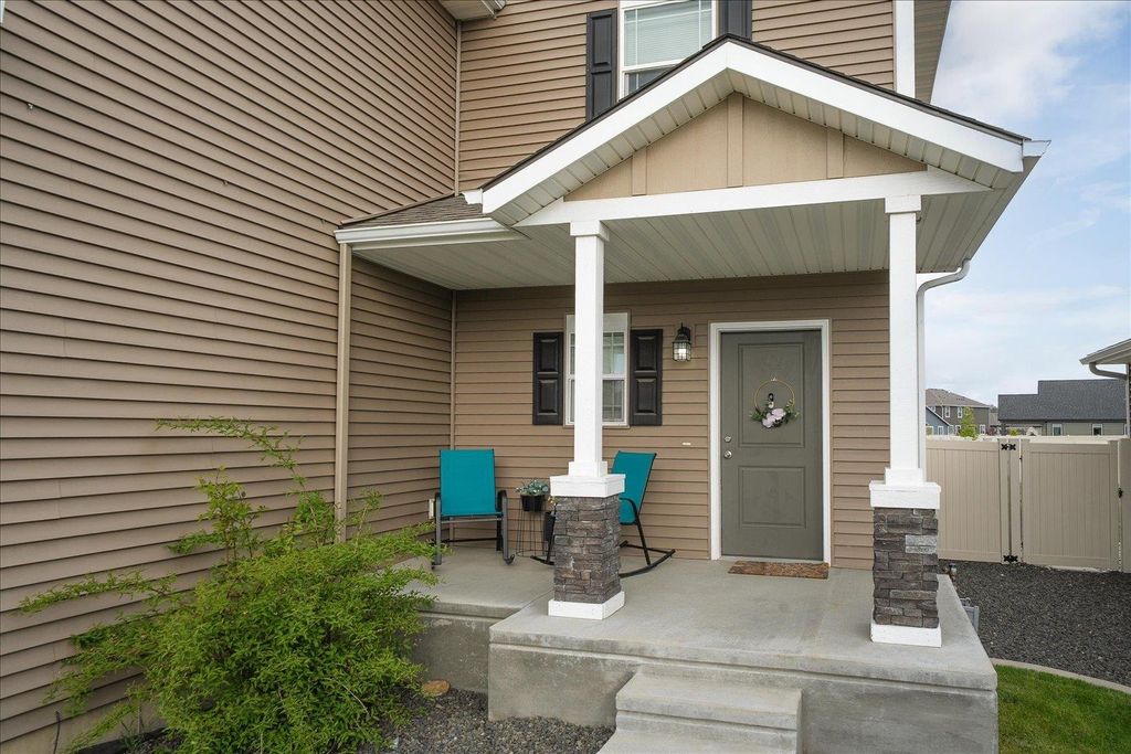 Photo of 1496 N Minam Loop, Post Falls, ID 83854 (MLS # 202616326)