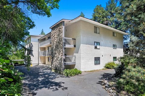 Photo of 1002 W 7th Ave, Spokane, WA 99204 (MLS # 202612657)