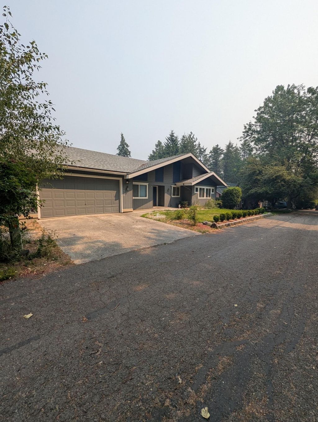 Photo of 1012 W Winder Ln, Spokane, WA 99224 (MLS # 202621157)