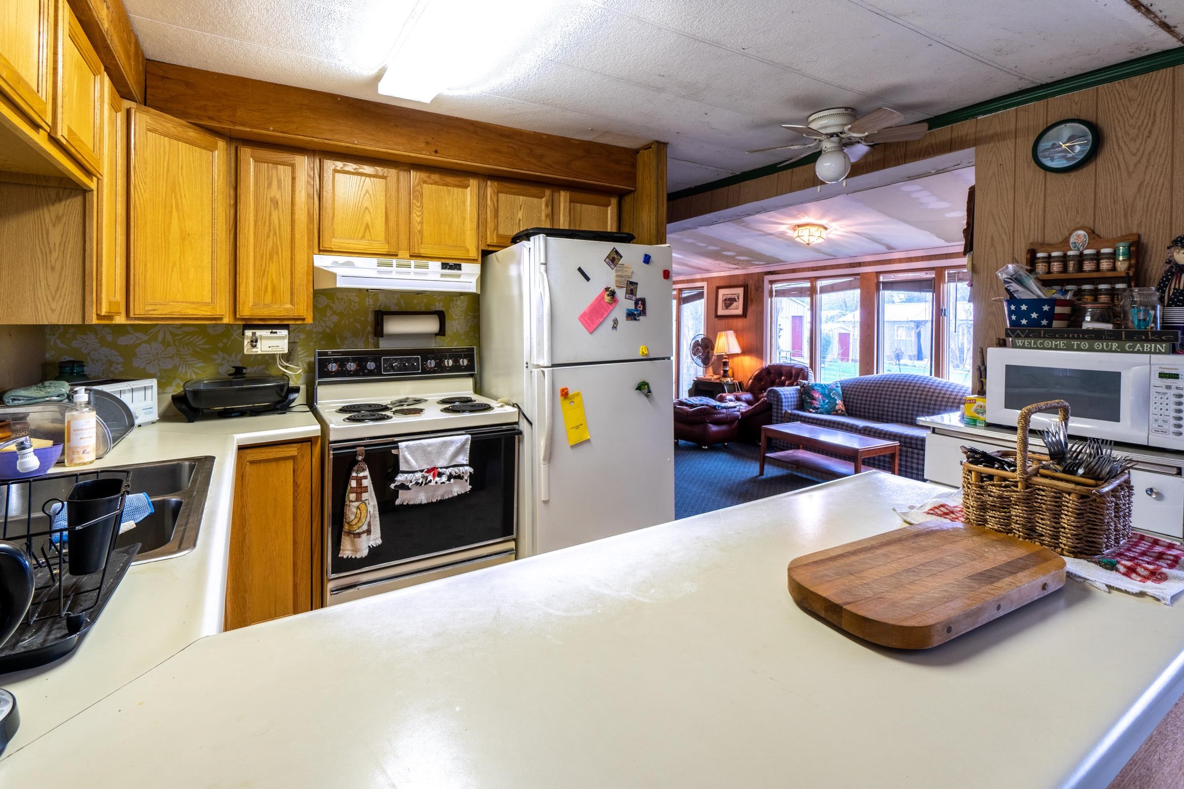 Photo 11 of 39 of 40529 Evan Rd mobile home