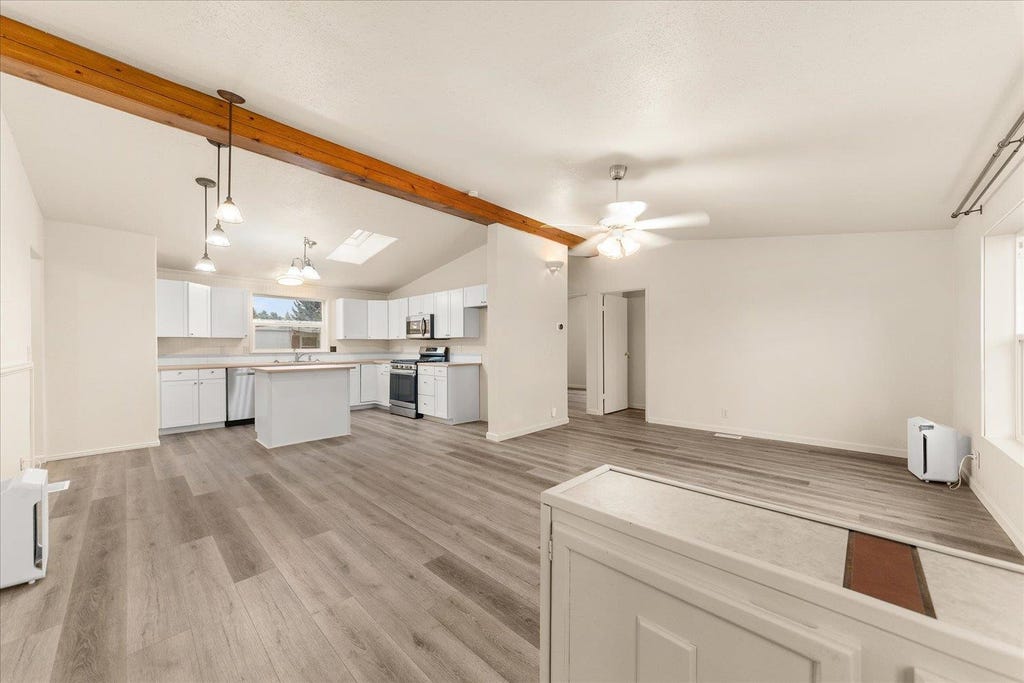 Photo of 3925 E Farwell Rd, Mead, WA 99021 (MLS # 202622018)