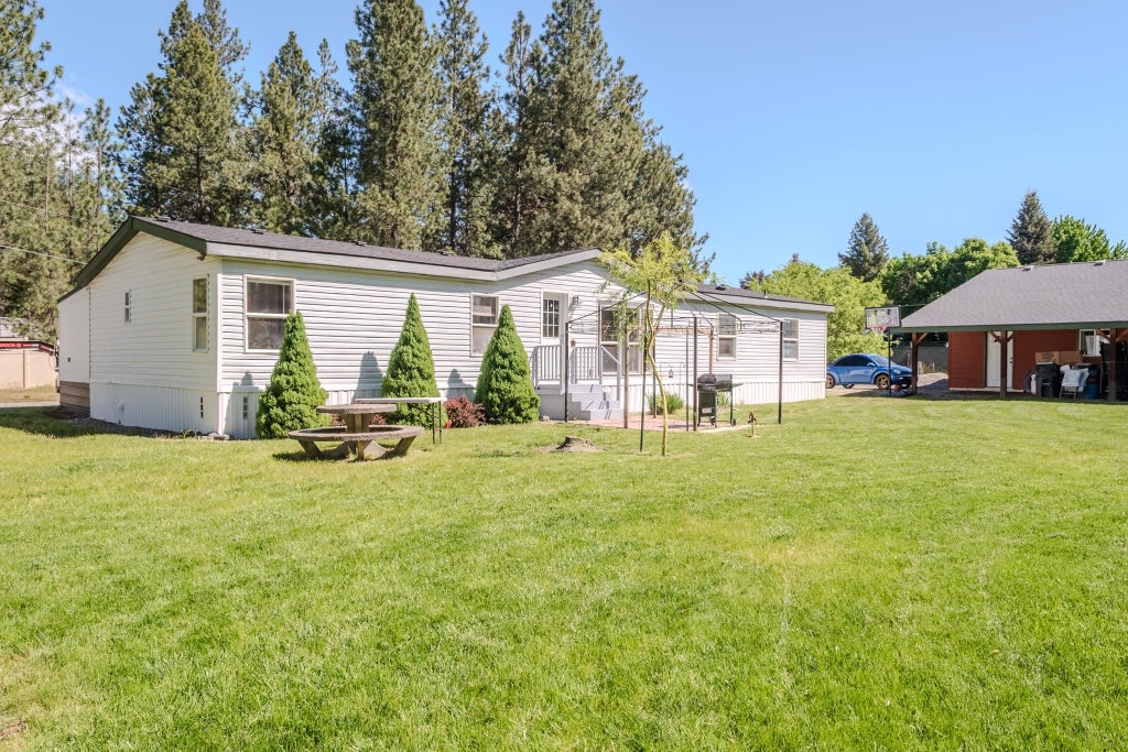 Photo of 7215 N MOOSE Ln, Newman Lake, WA 99025 (MLS # 202619293)