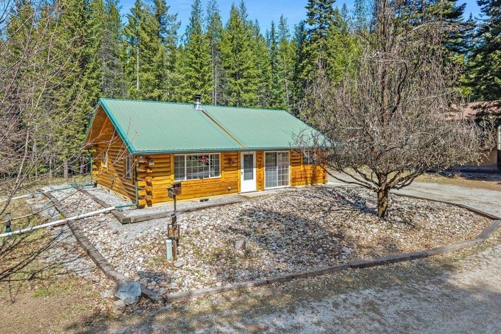Photo of 3086 Burnt Valley Rd, Chewelah, WA 99109 (MLS # 202616186)
