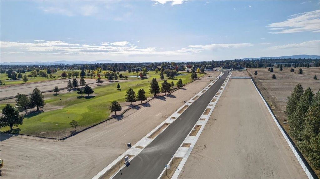 Photo of 1454 N High Desert Dr, Deer Park, WA 99006 (MLS # 202527818)