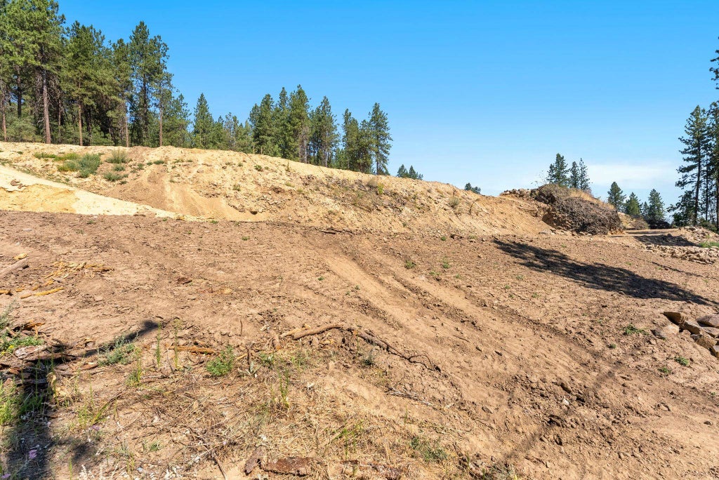 Photo of 8XXX N Jefferson Dr, Spokane, WA 99208 (MLS # 202520230)