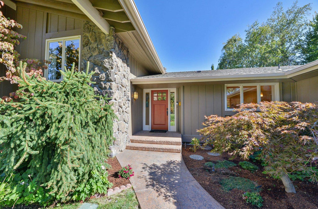 Photo of 3609 S Eastgate Ct, Spokane, WA 99203 (MLS # 202624432)