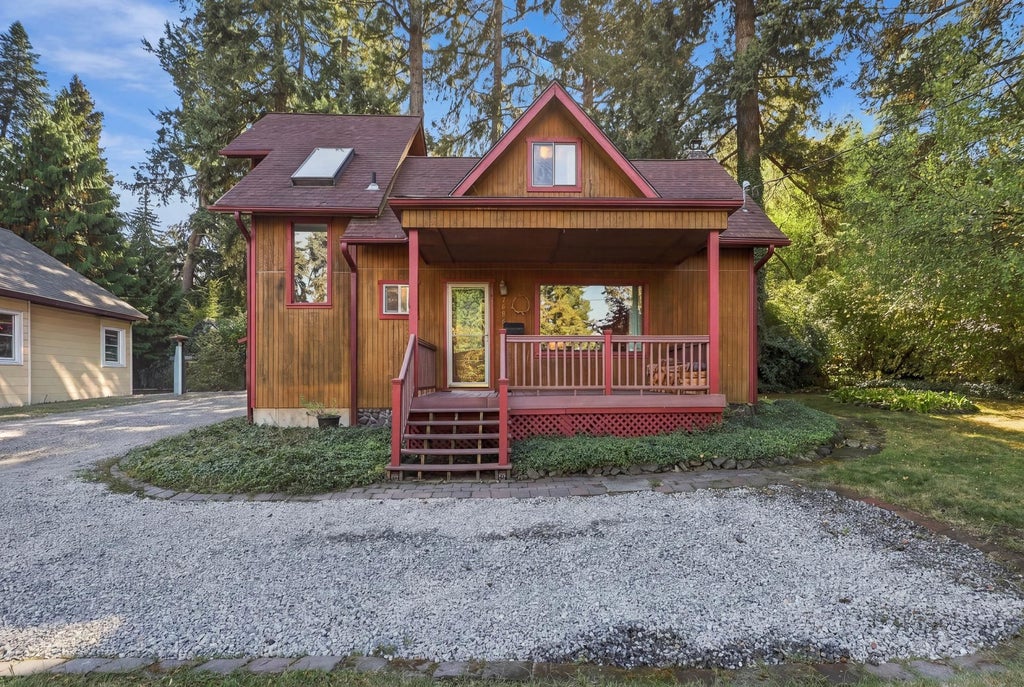 Photo of 2624 E 18th Ave, Spokane, WA 99223 (MLS # 202625795)