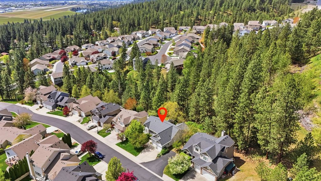 Photo of 5003 N Elton Ln, Spokane, WA 99212 (MLS # 202616390)