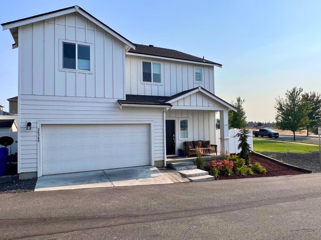 Photo of 24348 E Goshawk Way, Liberty Lake, WA 99019 (MLS # 202625733)