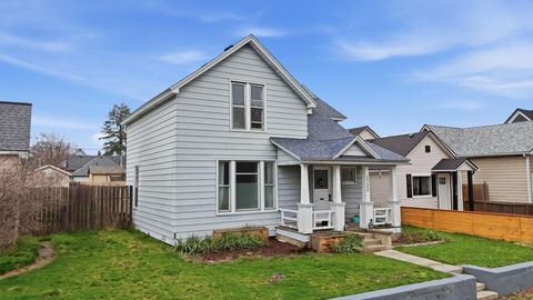 Photo of 1722 W Dean Ave, Spokane, WA 99201 (MLS # 202613720)