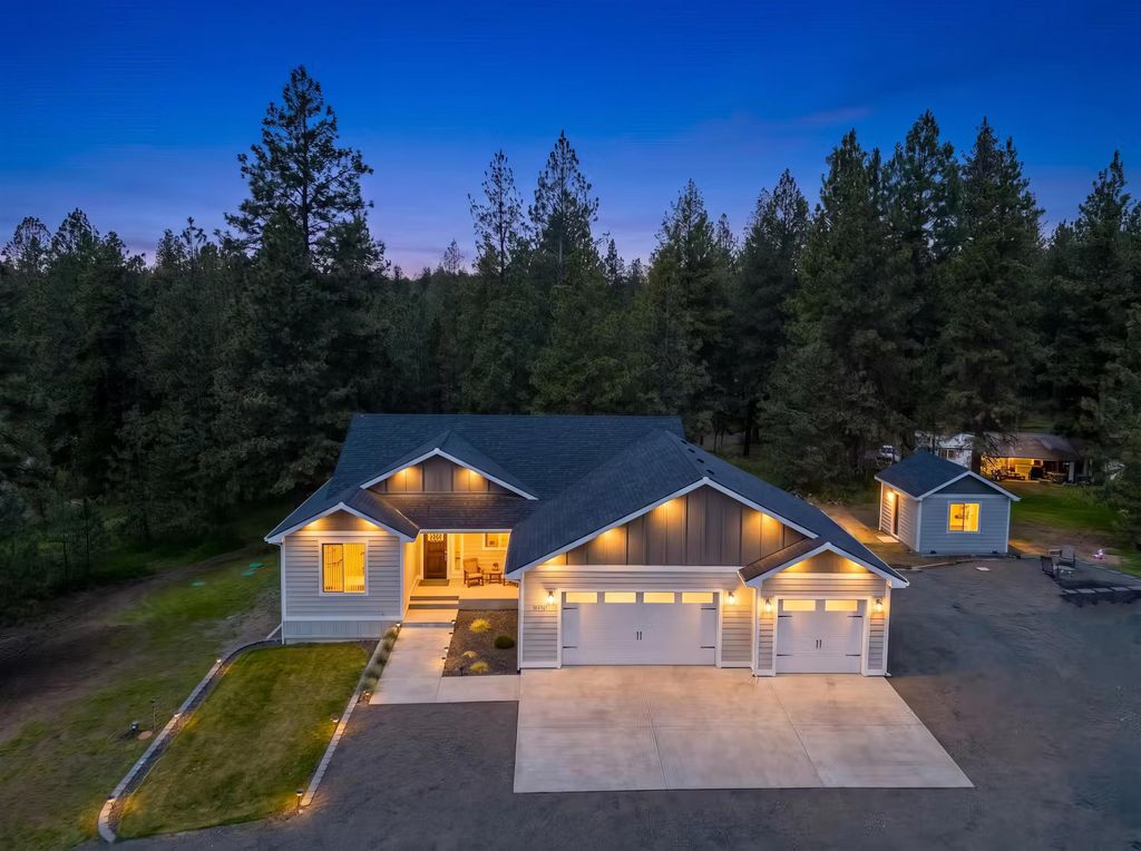 Photo of 11511 E Connor Rd, Valleyford, WA 99036 (MLS # 202616147)