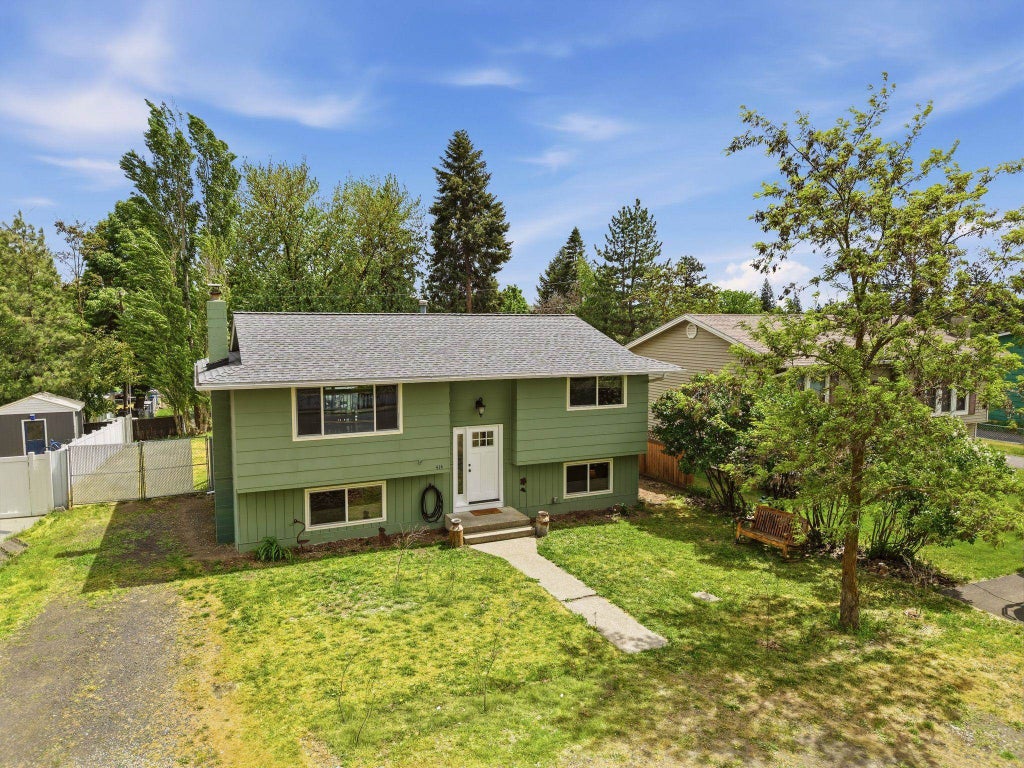 Photo of 414 N Sherman Ave, Medical Lake, WA 99022 (MLS # 202625678)