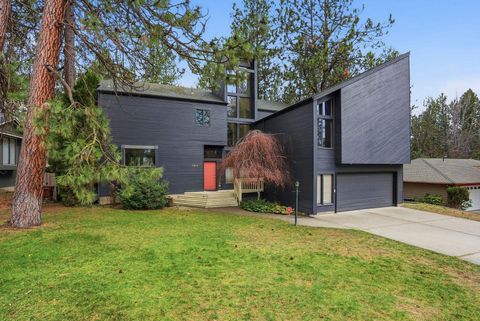 Photo of 3612 S Morrill Dr, Spokane, WA 99223 (MLS # 202613765)