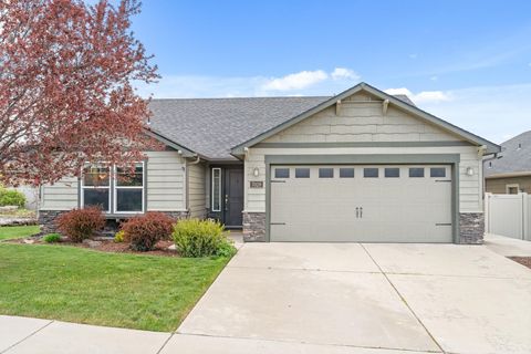 Photo of 7028 S Woodhaven Dr, Spokane, WA 99224 (MLS # 202616047)