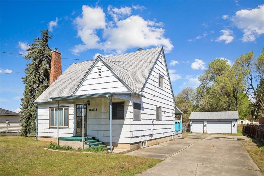 Photo of 8403 E Broadway Ave, Spokane Valley, WA 99212 (MLS # 202616122)