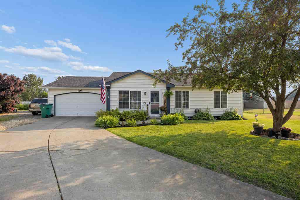 Photo of 20216 E Grace Ln, Otis Orchards, WA 99027 (MLS # 202622205)