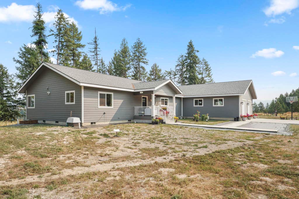 Photo of 150 Apling Ln, Newport, WA 99156 (MLS # 202622925)