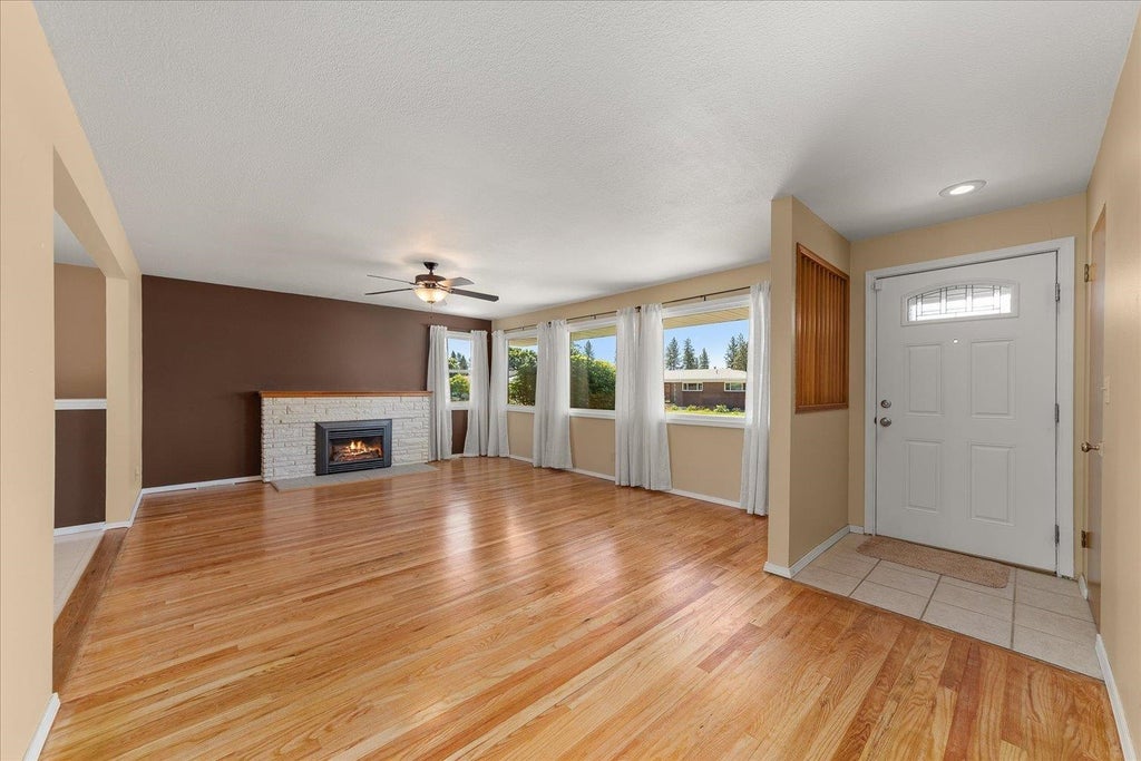 Photo of 3320 W Rosewood Ave, Spokane, WA 99208 (MLS # 202619898)