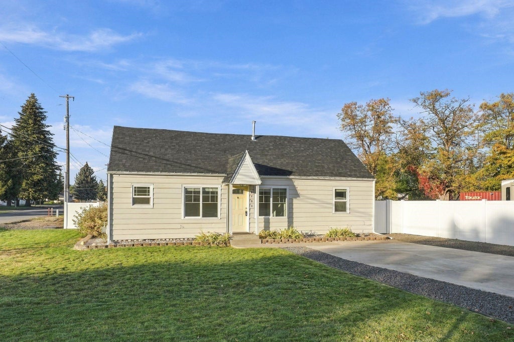 Photo of 8701 E Cataldo Ave, Spokane Valley, WA 99212 (MLS # 202625965)