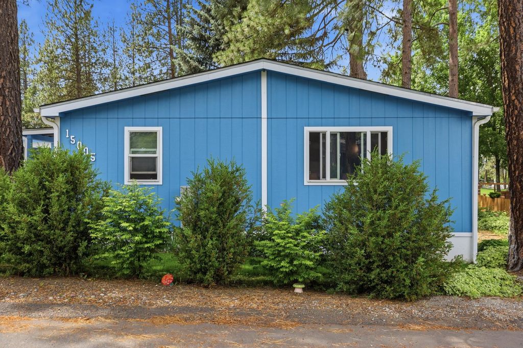 Photo of 15005 N Shenandoah Forest Ln, Mead, WA 99021 (MLS # 202619160)