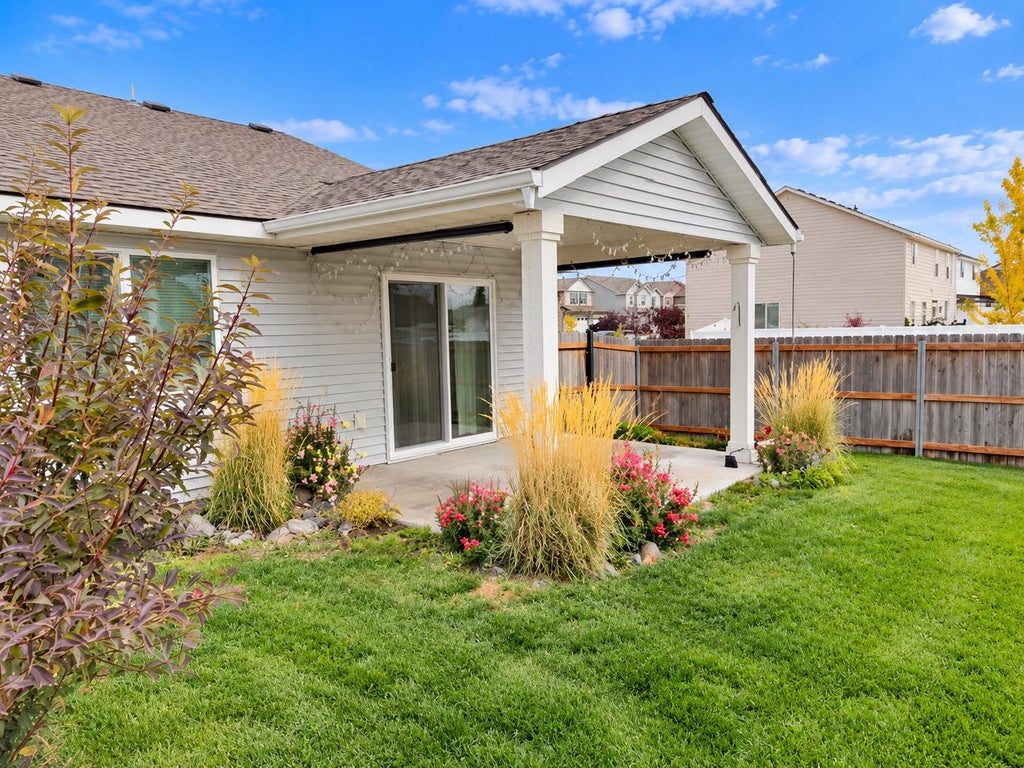 Photo of 13001 W 2 nd Ave, Airway Heights, WA 99001 (MLS # 202625994)