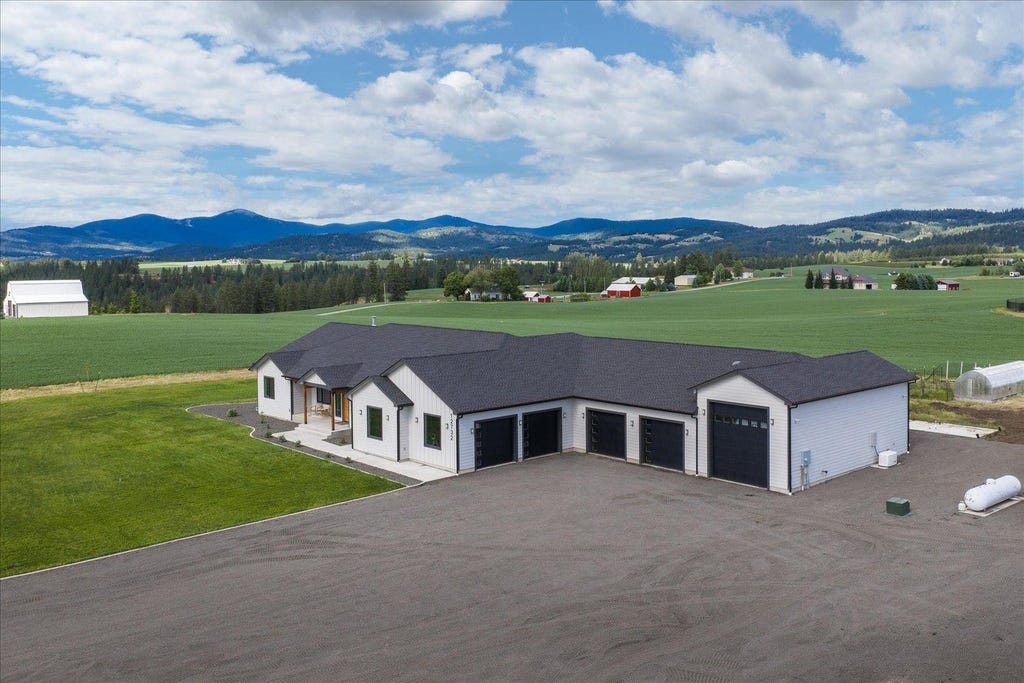 Photo of 12732 E Piper Rd, Spokane, WA 99217 (MLS # 202619226)