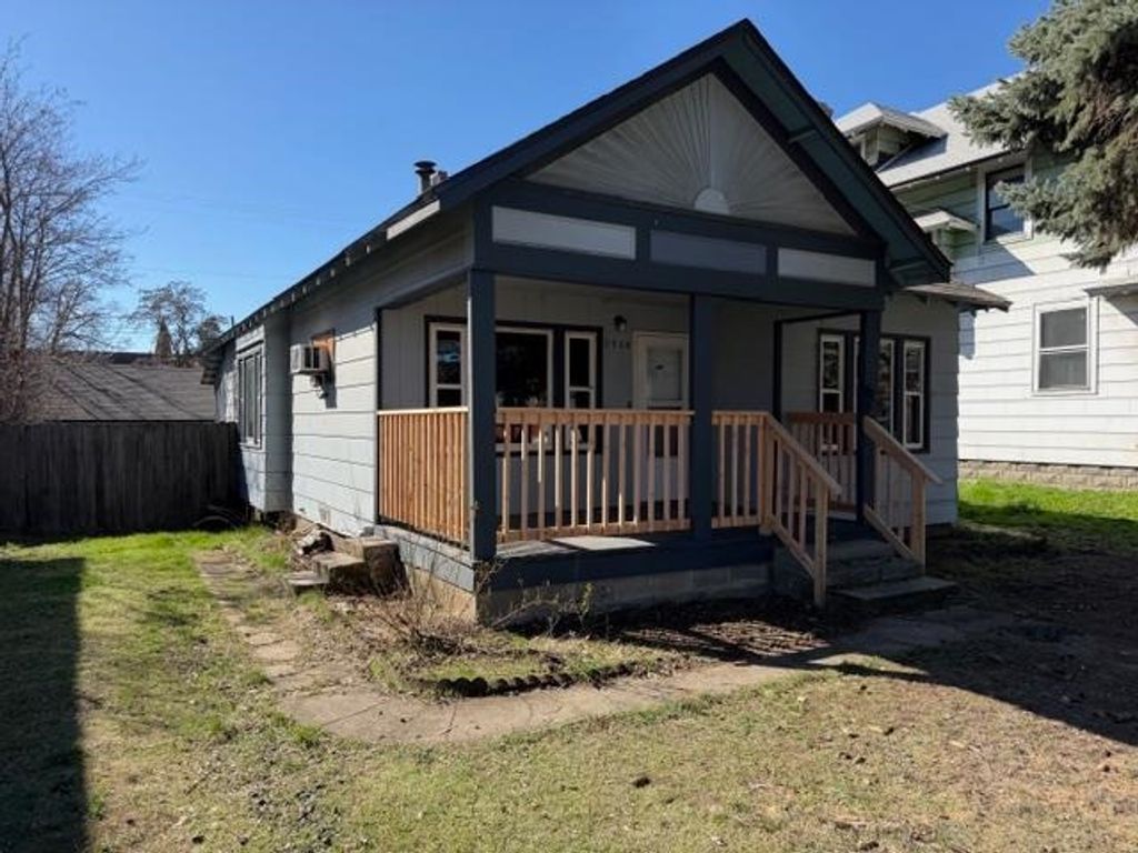 Photo of 2908 E Broad Ave, Spokane, WA 99217 (MLS # 202615150)