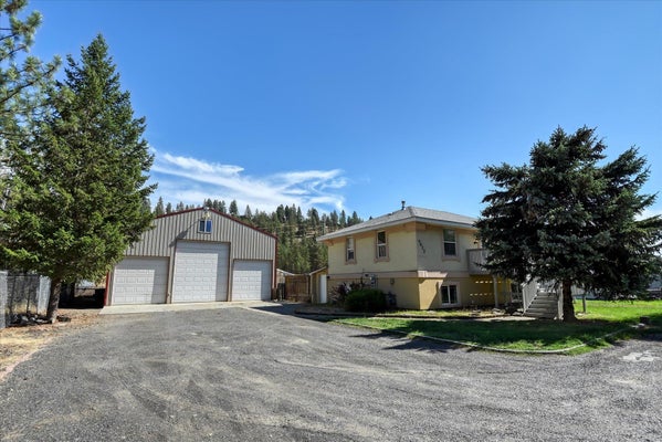 9022 N NINE MILE RD, NINE MILE FALLS, WA 99026 - Image b85da68f4bec7df105dd4fea36bb83fc/219205170