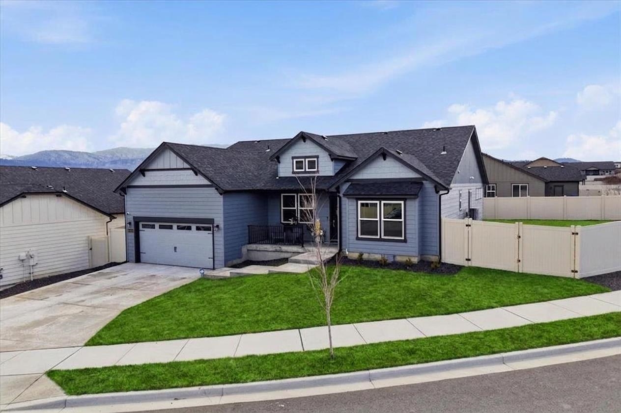 Photo 1 of 34 — 18240 E 17th Ave, Greenacres, WA 99016