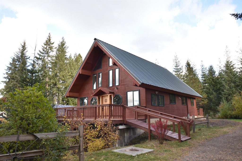 Photo of 391457 Highway 95 Hwy, Plummer, ID 83851 (MLS # 202616274)