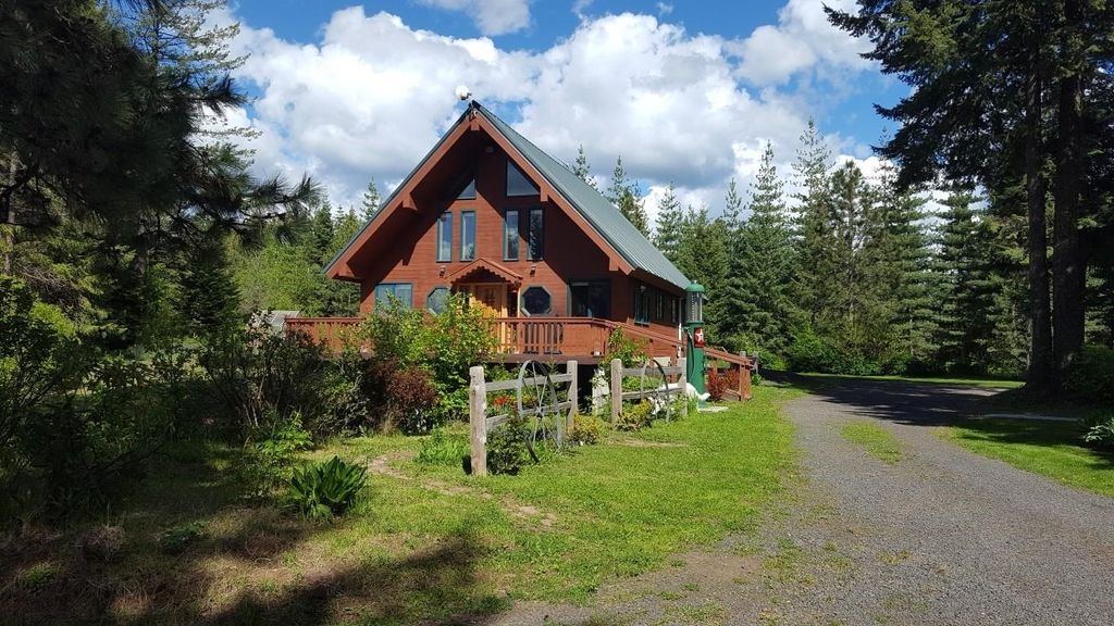 Photo of 391457 Highway 95 Hwy, Plummer, ID 83851 (MLS # 202616274)