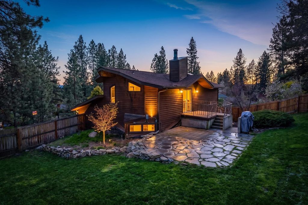 Photo of 8107 E Elde Dr, Spokane, WA 99212 (MLS # 202615742)