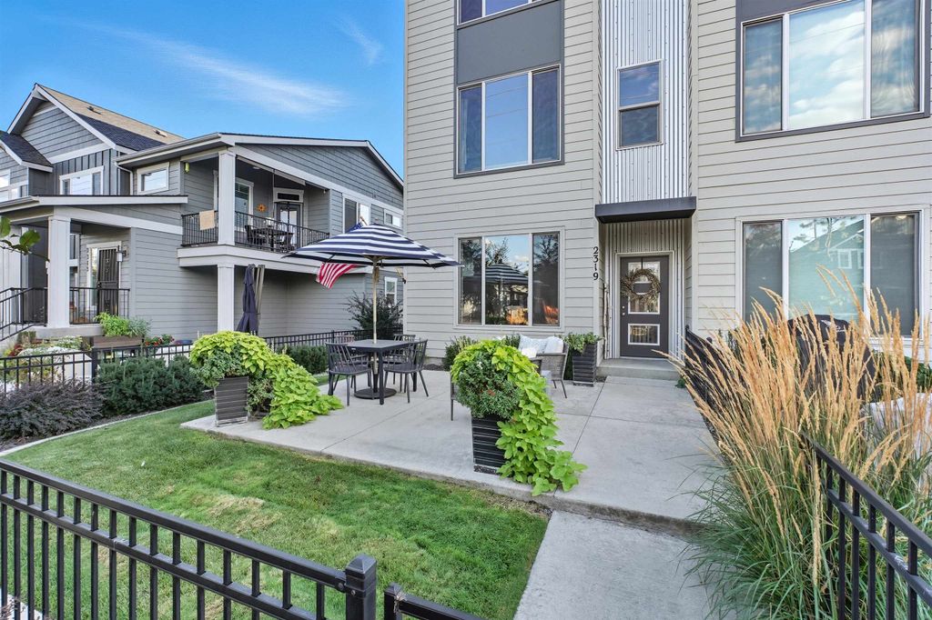 Photo of 2319 W Bridge Ave, Spokane, WA 99201 (MLS # 202616041)