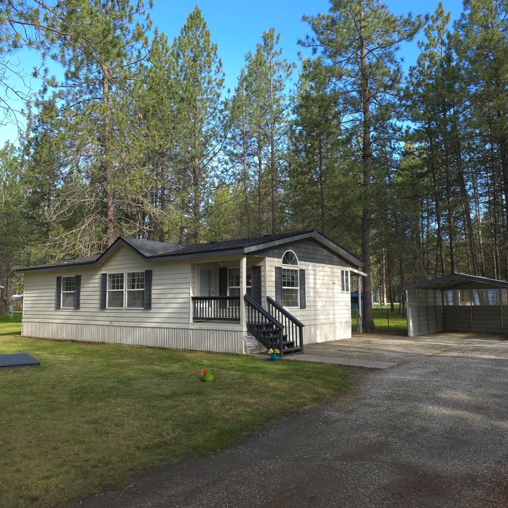 Photo of 4086 Meadowlark Ln, Loon Lake, WA 99148 (MLS # 202616361)