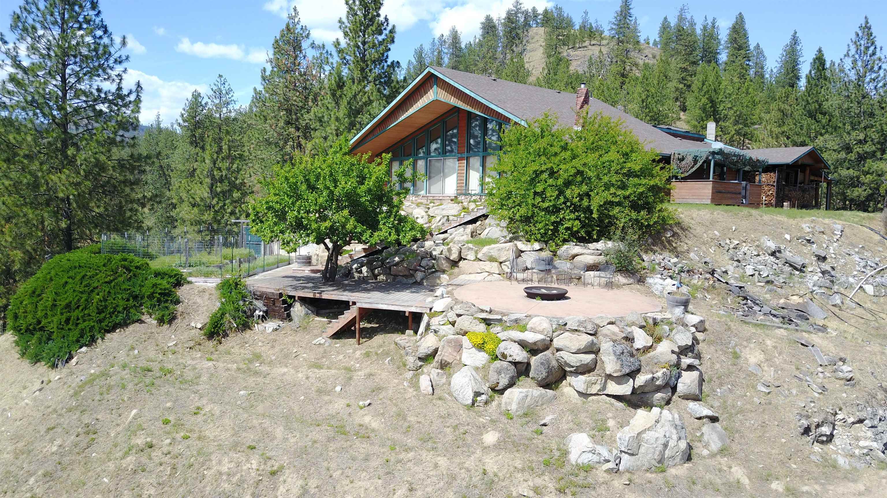 Photo 1 of 50 — 6821 Cummings Canyon Way, Nine Mile Falls, WA 99026