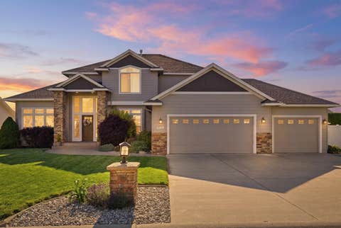 Photo of 9721 N Austin Ln, Spokane, WA 99208 (MLS # 202622001)