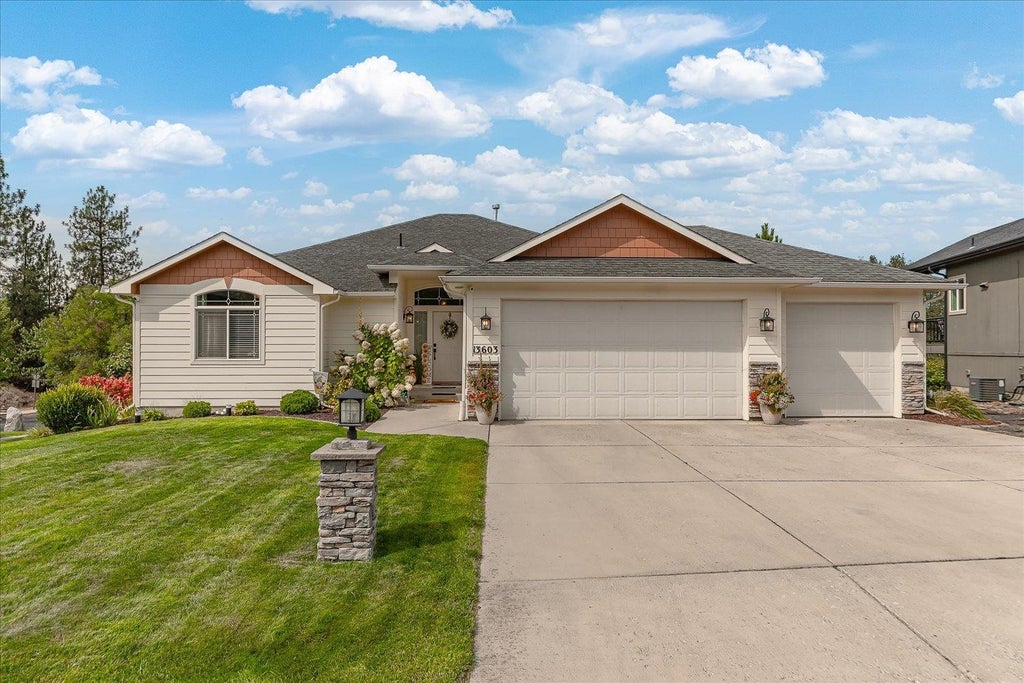 Photo of 13603 N Mayfair Ln, Spokane, WA 99208 (MLS # 202625651)
