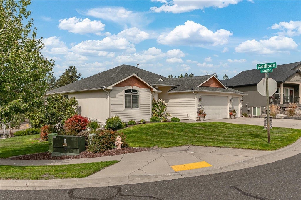 Photo of 13603 N Mayfair Ln, Spokane, WA 99208 (MLS # 202625651)