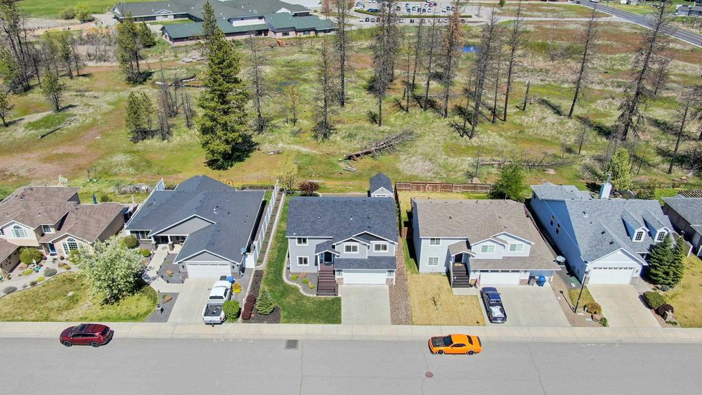 Photo of 431 E Jim Darby Dr, Medical Lake, WA 99022 (MLS # 202616506)