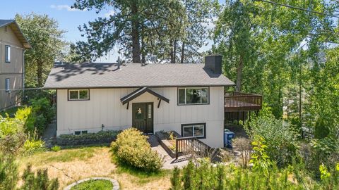 Photo of 1024 W Mill Ave, Coeur d Alene, ID 83814 (MLS # 202520295)