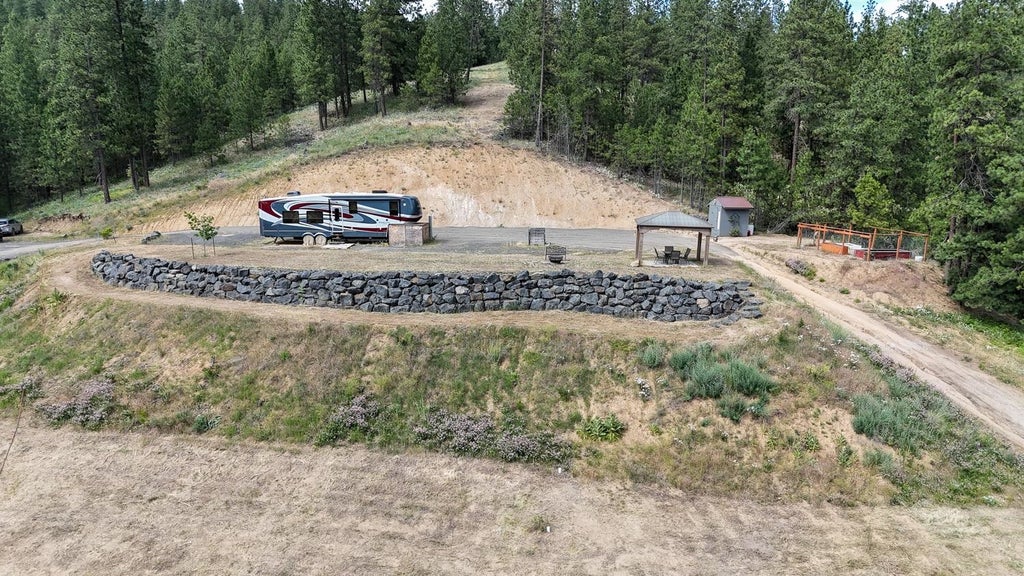 Photo of 5426C Peggy Way, Deer Park, WA 99006 (MLS # 202610106)