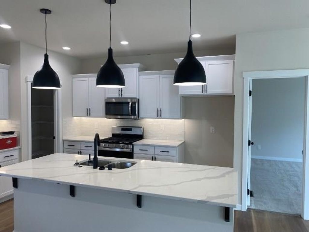 Photo of 3220 S Custer Ln, Spokane, WA 99223 (MLS # 202615983)