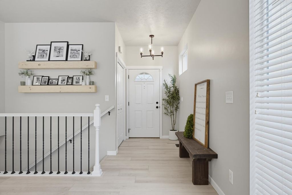 Photo of 4504 E 34th Ln, Spokane, WA 99223 (MLS # 202620275)