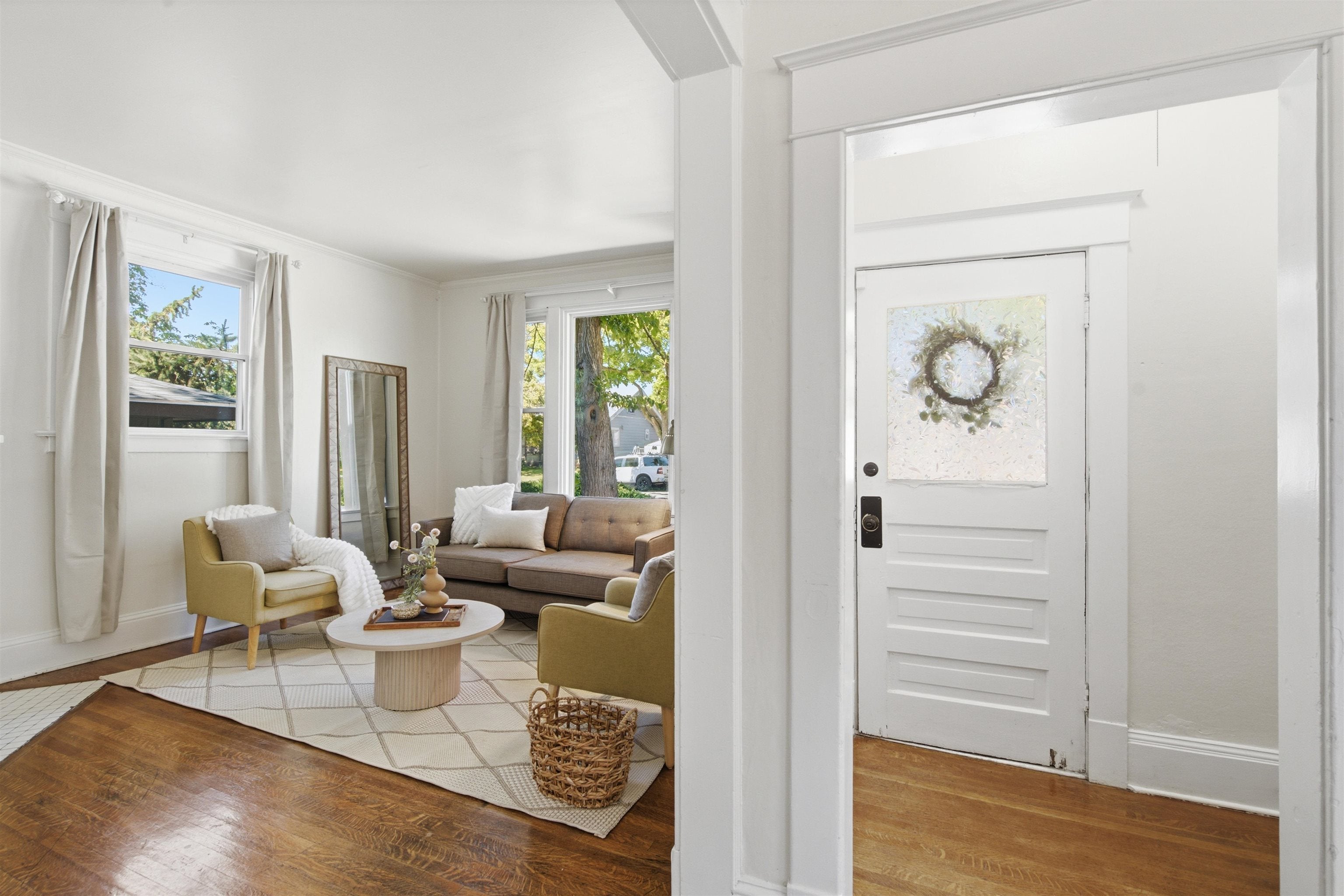 717 W York Ave - Photo 4